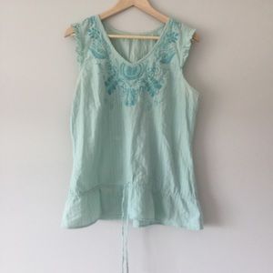 {Boutique} ruffle peasant style embroidered blouse